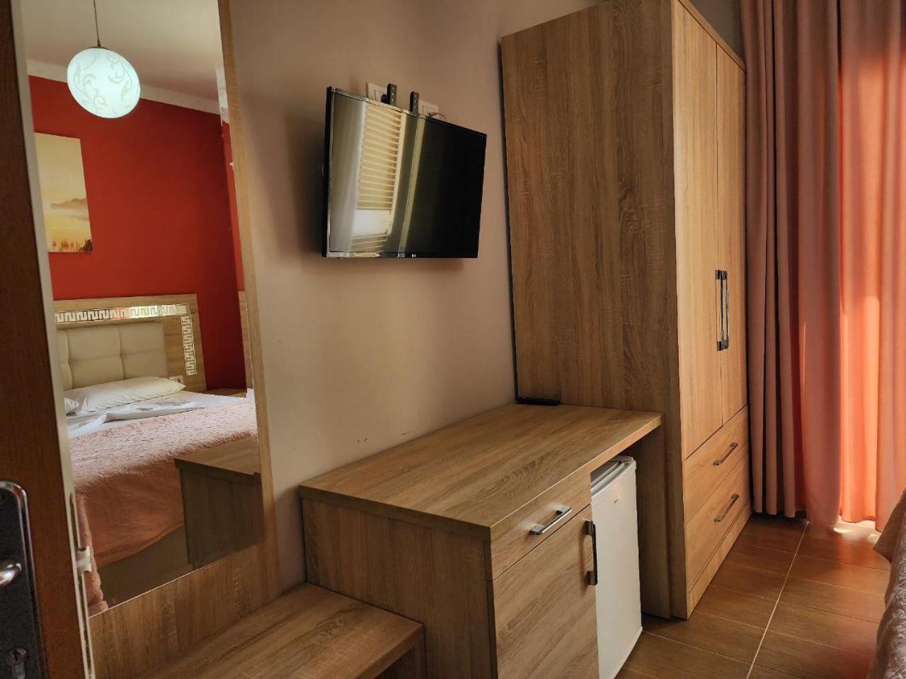 Hotel Maren Durrës Quarto foto